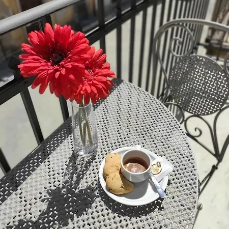 Alojamento de Acomodação e Pequeno-almoço Thalya Luxury