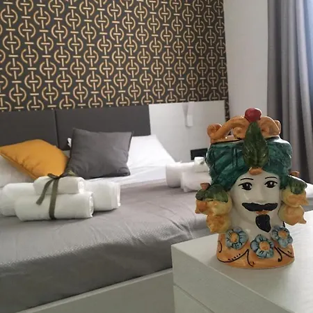 Alojamento de Acomodação e Pequeno-almoço Thalya Luxury Syracuse