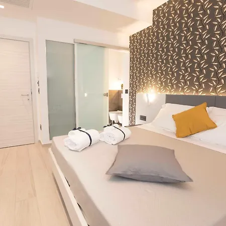 Alojamento de Acomodação e Pequeno-almoço Thalya Luxury 3*